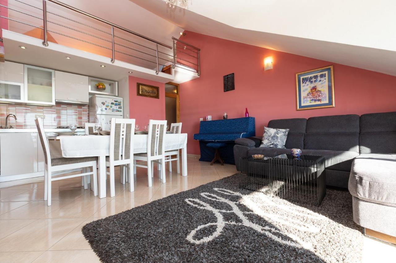 Apartman Monika Omis Ngoại thất bức ảnh