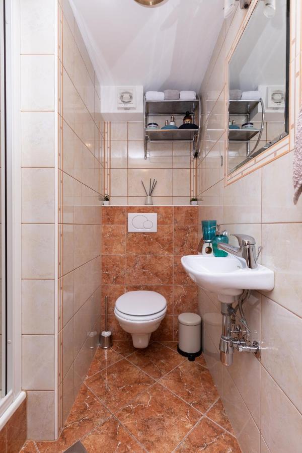 Apartman Monika Omis Ngoại thất bức ảnh