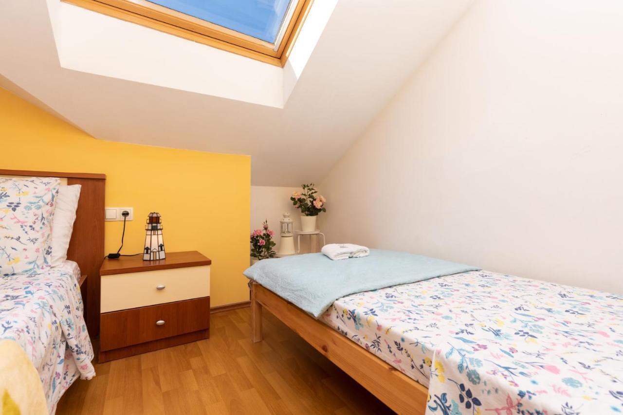 Apartman Monika Omis Ngoại thất bức ảnh